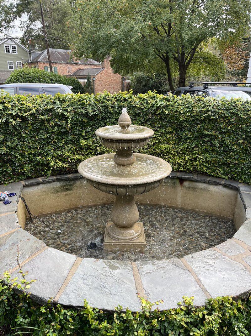 Crystal clear fountain