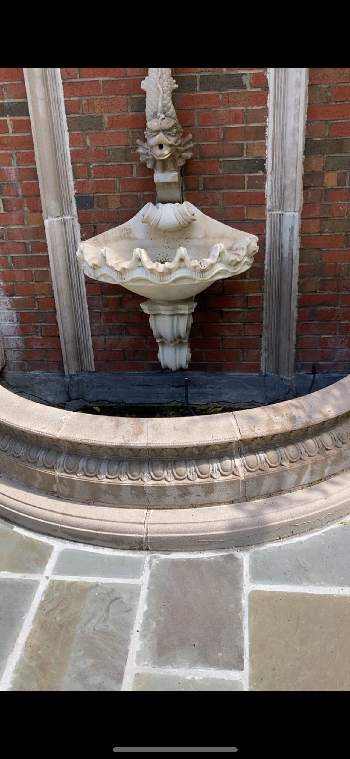 Cracked fountain basin